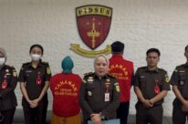 Jeep Mercy Melaju Kencang Tabrak Trailer dan Terbakar di Tol Jagorawi