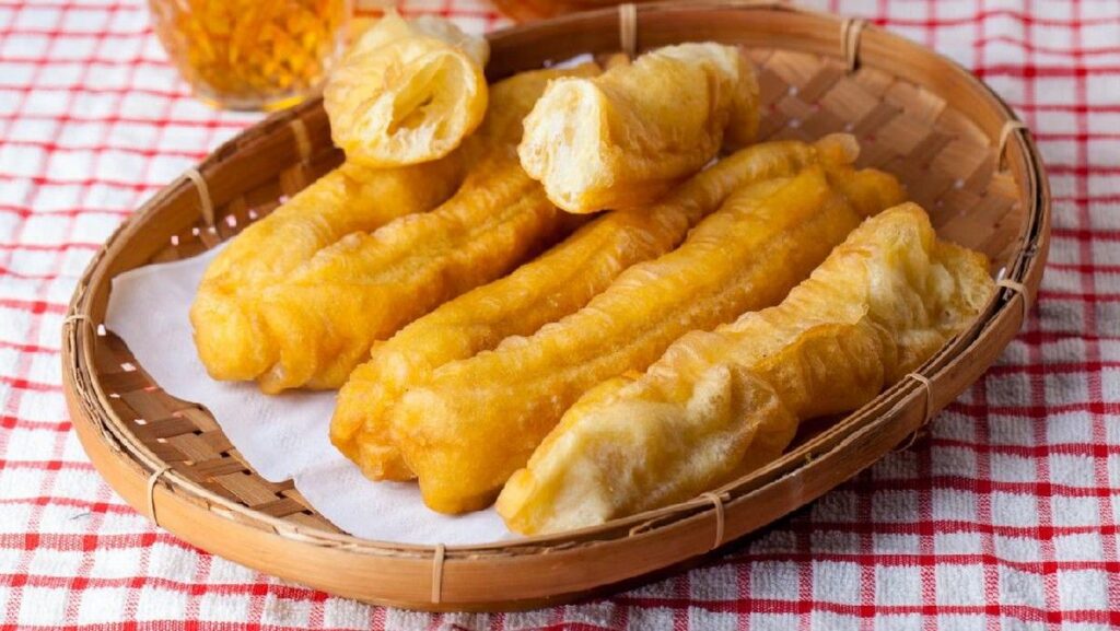 Cara Membuat Cakwe Goreng Renyah dan Mengembang dengan Resep Praktis