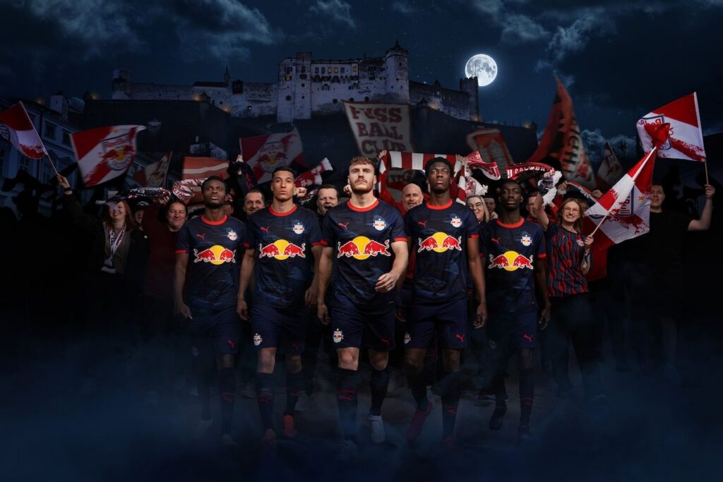 Hujan Deras Hentikan Laga Kualifikasi Red Bull Salzburg vs Pafos