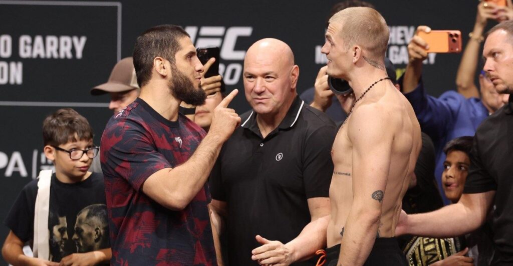 Islam Makhachev Pertahankan Gelar Juara Welterweight UFC 330