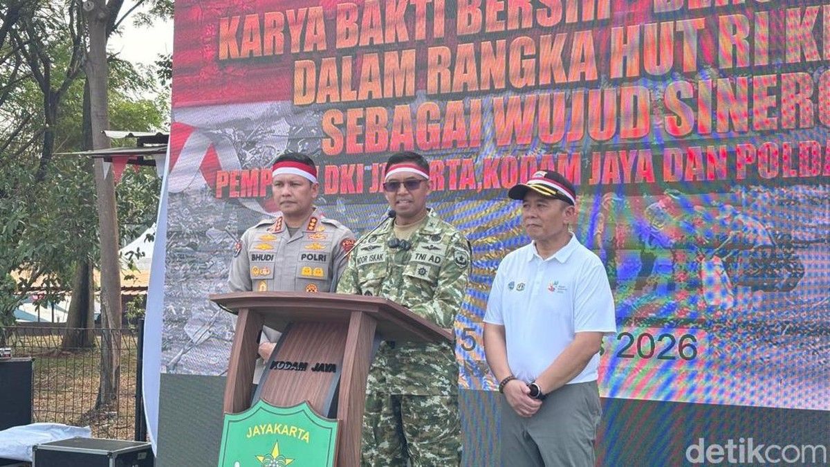3.550 Personel Gabungan Bersihkan Sungai di 11 Titik Jakarta