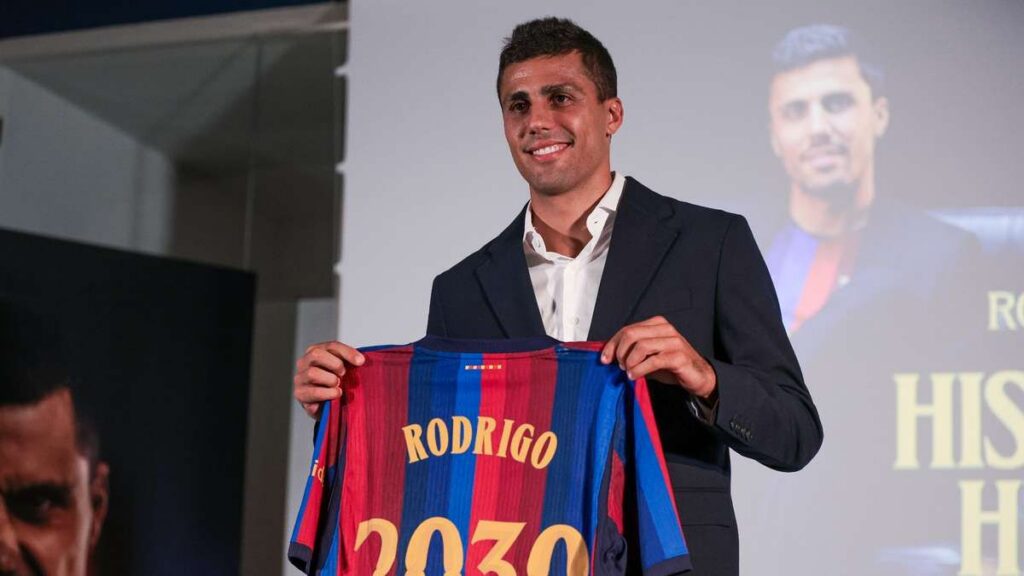 Jose Mourinho Buka Suara Usai Rodri Beralih Ke Barcelona