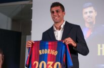 Barcelona Sabet Trofi Joan Gamper Usai Tekuk Al Ahly Dua Satu