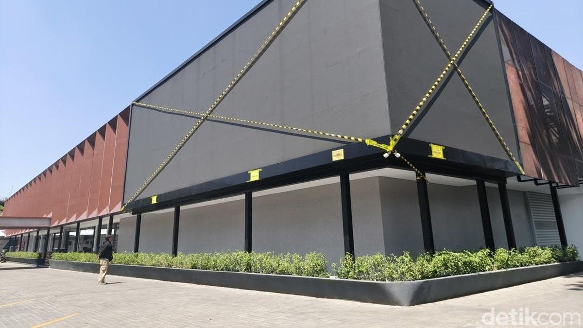 Kementerian LH Sanksi Pengelola Padel Bandung Usai Tebang Pohon