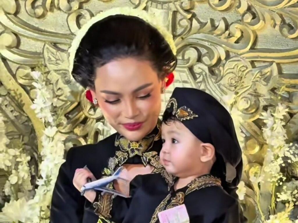 Erika Carlina Rayakan Ultah Pertama Putra di Panti Asuhan Cibubur