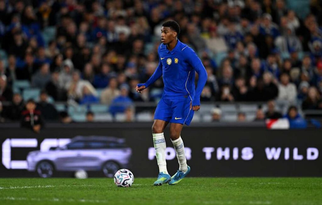 Josh Acheampong Tegaskan Laga Chelsea lawan Tottenham Selalu Sengit