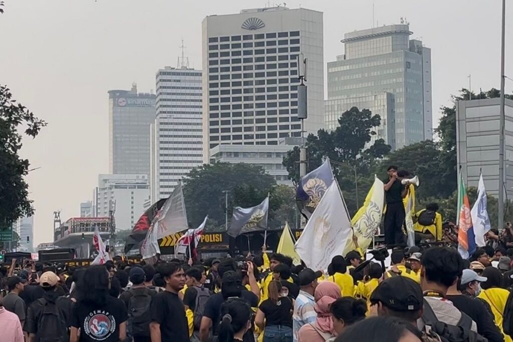 Diet Ketat Berisiko Memicu Bau Mulut dan Sariawan Berulang