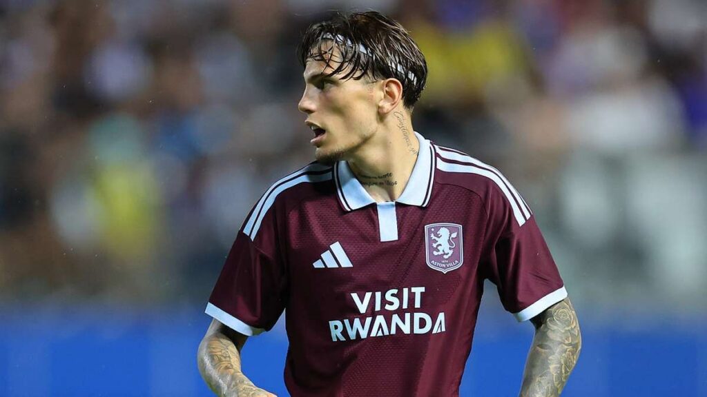Alejandro Garnacho Mengalami Cedera Wajah Saat Laga Pramusim Aston Villa