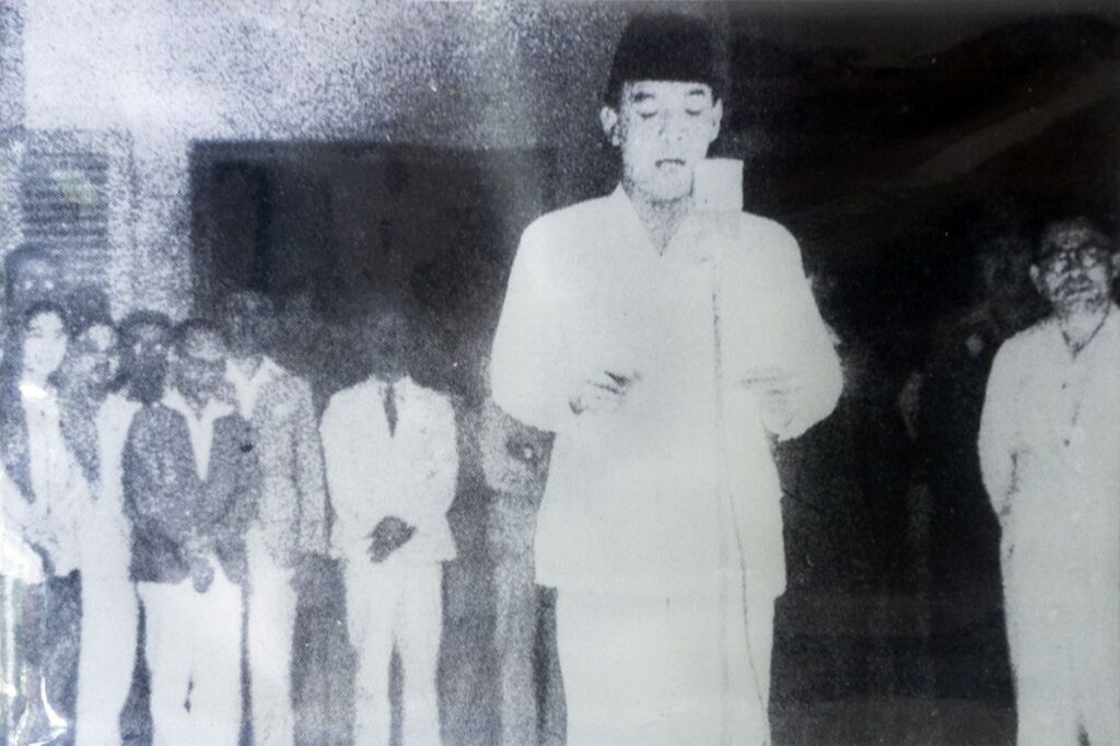 Upacara Kemerdekaan Selalu Digelar Pukul 10 Pagi Karena Kondisi Soekarno