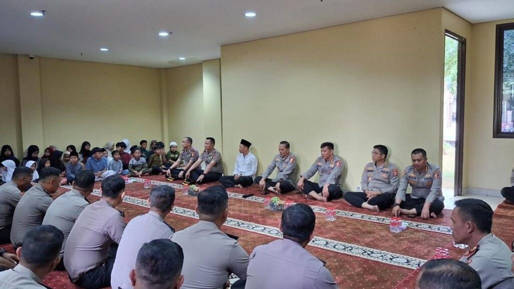 Sespimma Polri Gelar Bakti Sosial dan Santunan Yatim di Bandung