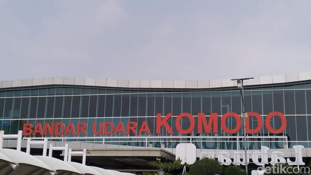 Kemenhub Dengar Laporan Retak Bandara NTT Pascagempa