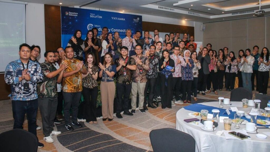Kemdiktisaintek Catat Mahasiswa Indonesia Tembus 10 Juta Orang