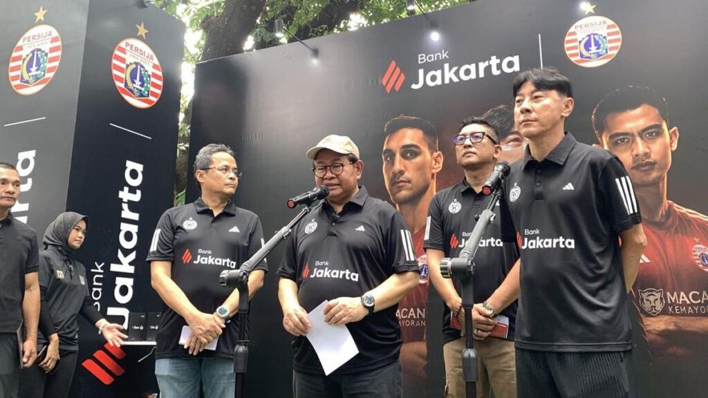 Gubernur DKI Jakarta Targetkan Persija Juara Liga Musim 2026