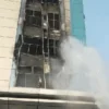 Kebakaran Landa Hotel Pullman Jakarta Barat Diduga Akibat Korsleting
