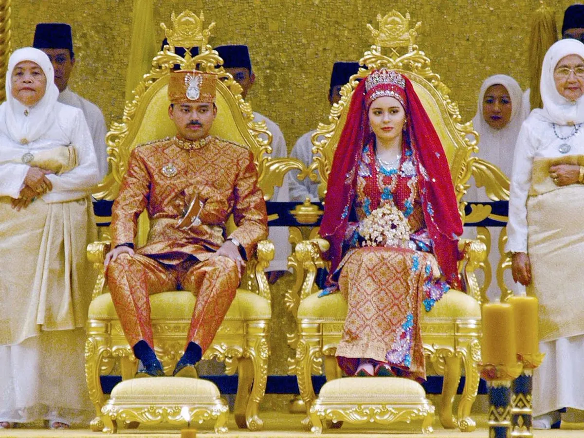 Sultan Brunei Pencopot Gelar Raabi’atul Adawiyyah