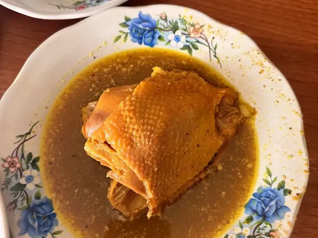 7 Tempat Makan Makanan Nusantara Legendaris di Jakarta