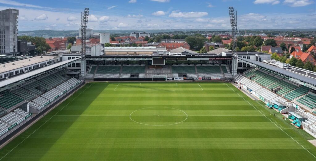 Viborg Tundukkan Juara Bertahan AGF Dua Satu Dalam Superliga Denmark