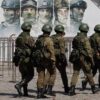 Tentara Rusia Tembak Rekan dan Warga Sipil di Crimea