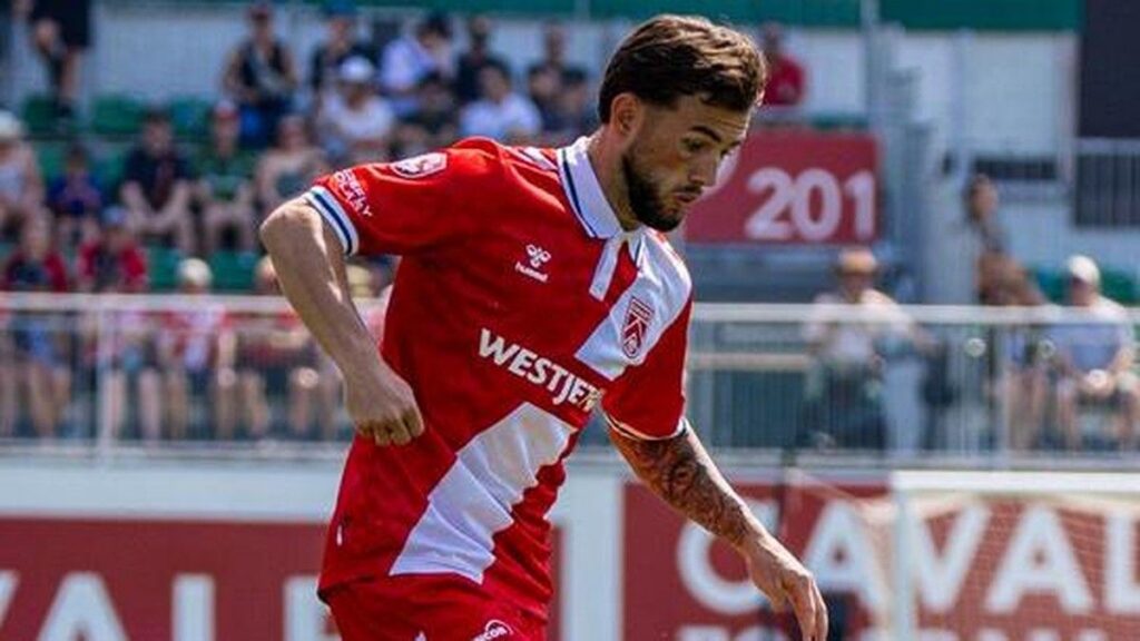 Bali United Merekrut Jay Herdman dari Cavalry FC