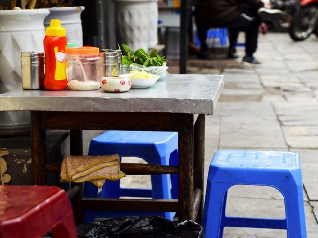 Kisah Pemilik Warung Nasi Campur Beri Makan Anak Yatim Selama 2 Tahun