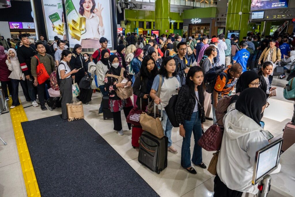 Cara Pesan Tiket Kereta Api Online Lewat Aplikasi Traveloka