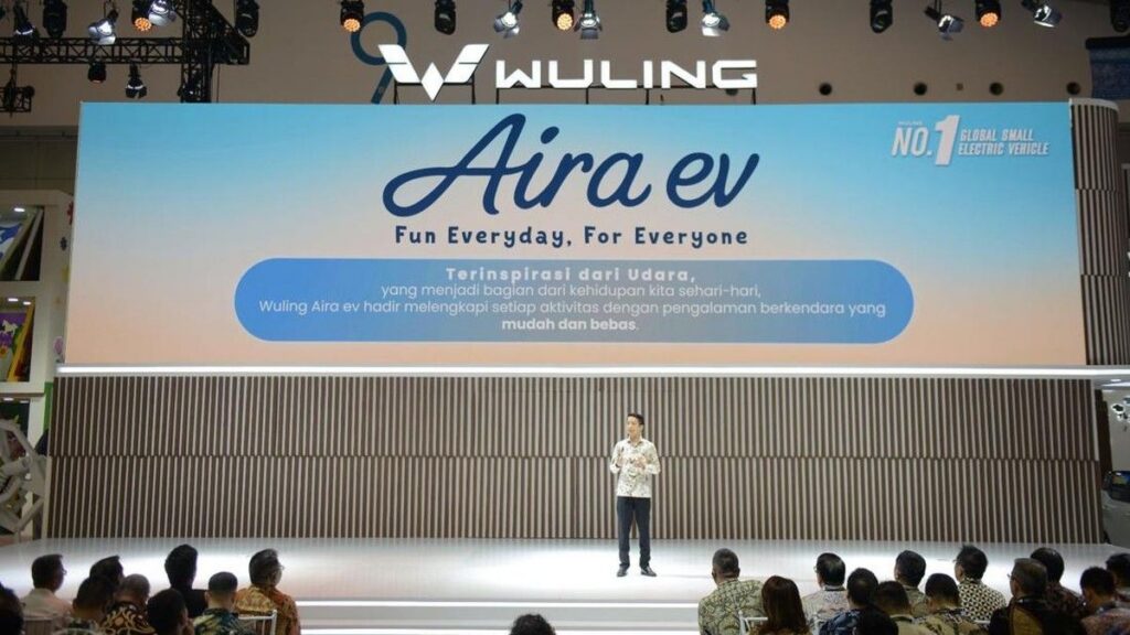 Wuling Meluncurkan Mobil Listrik Aira ev di Ajang GIIAS 2026