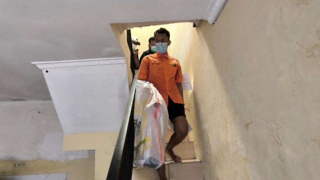 Polda Metro Peragakan 51 Adegan Rekonstruksi Mutilasi Cipayung Depok