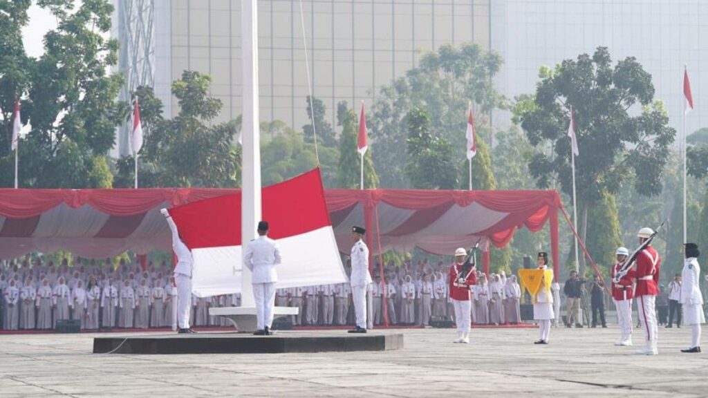 Polda Riau Gelar Upacara HUT Ke-81 RI dan Mendoakan Korban Gempa NTT