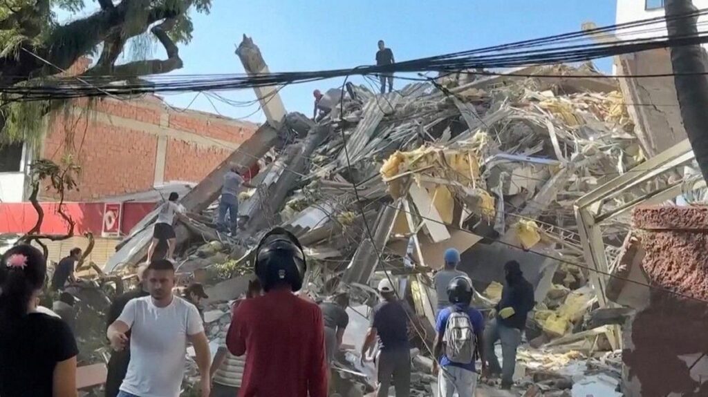 Gempa M 7,4 di Kolombia Menewaskan 265 Orang