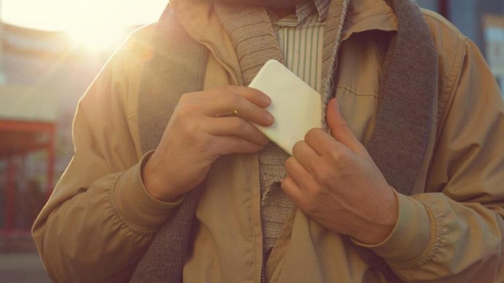 Mengenal Phantom Pocket Vibration Syndrome dan Cara Mengatasinya