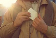 Mengenal Phantom Pocket Vibration Syndrome dan Cara Mengatasinya