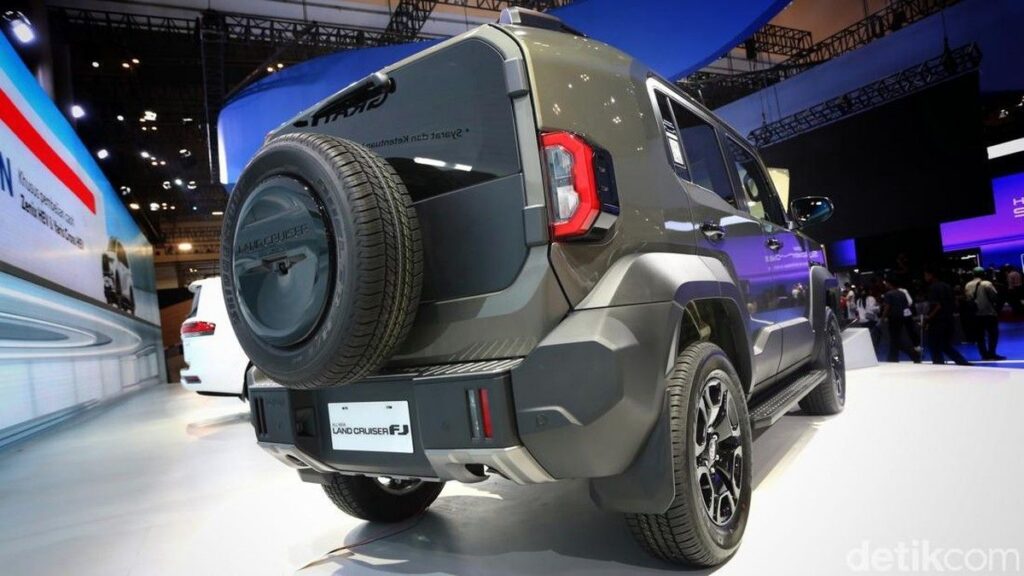 Toyota Pamerkan Land Cruiser FJ di GIIAS 2026 dan Kumpulkan Masukan