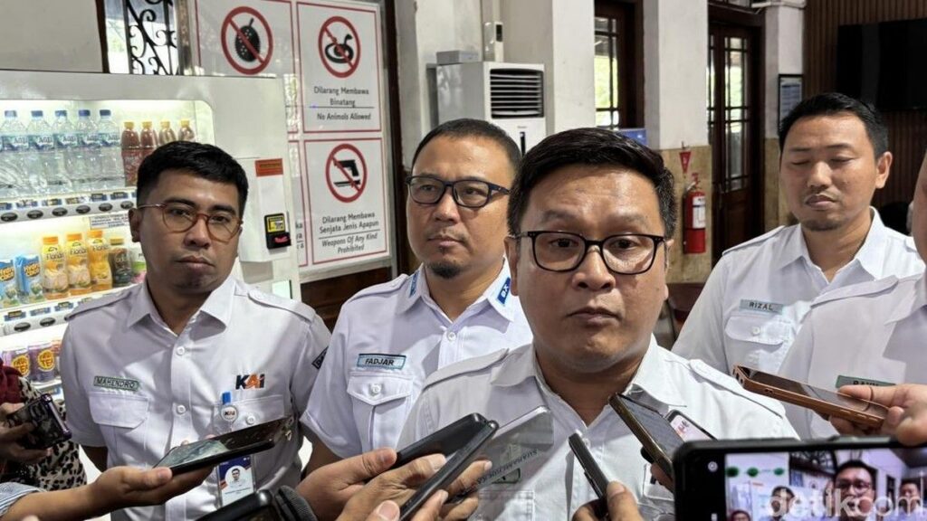Warga Minta Stasiun Gunung Putri Diaktifkan Kembali