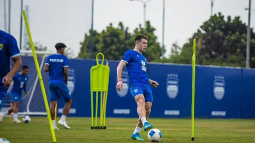 Persib Absenkan Mariano Peralta di Semifinal Piala Presiden 2026