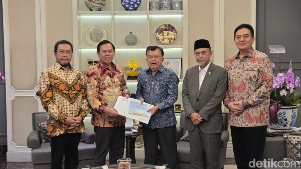 Ketua DPD Undang Jusuf Kalla Hadiri Sidang Tahunan MPR 14 Agustus
