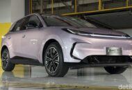 Pengemudi Alphard Rusak Motor Pengemudi Ojek di Bintaro