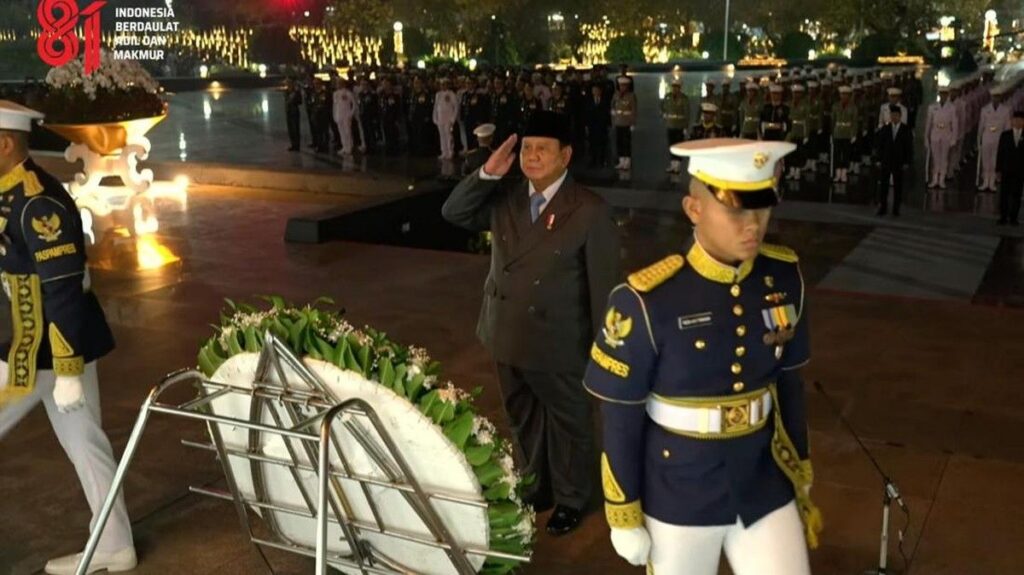 Prabowo Subianto Pimpin Renungan Suci di TMP Kalibata