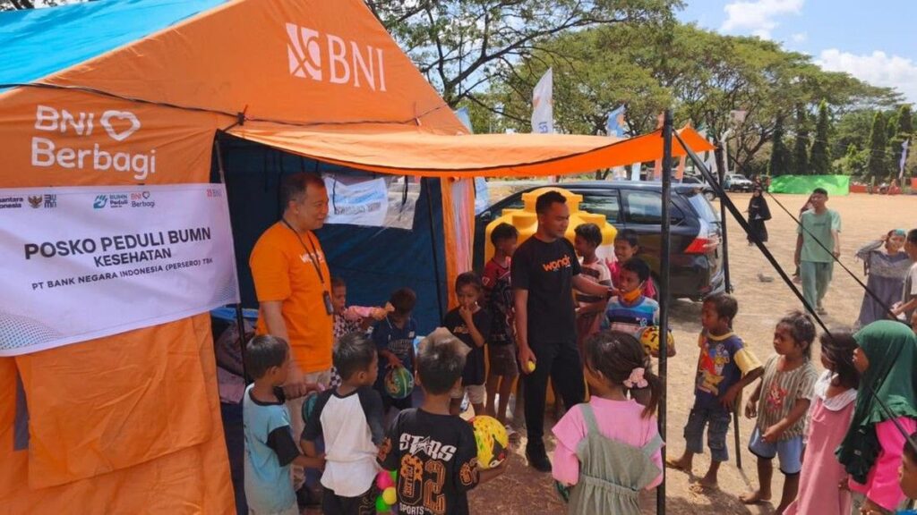 BNI Salurkan Bantuan Kesehatan dan Trauma Healing Korban Bencana NTT