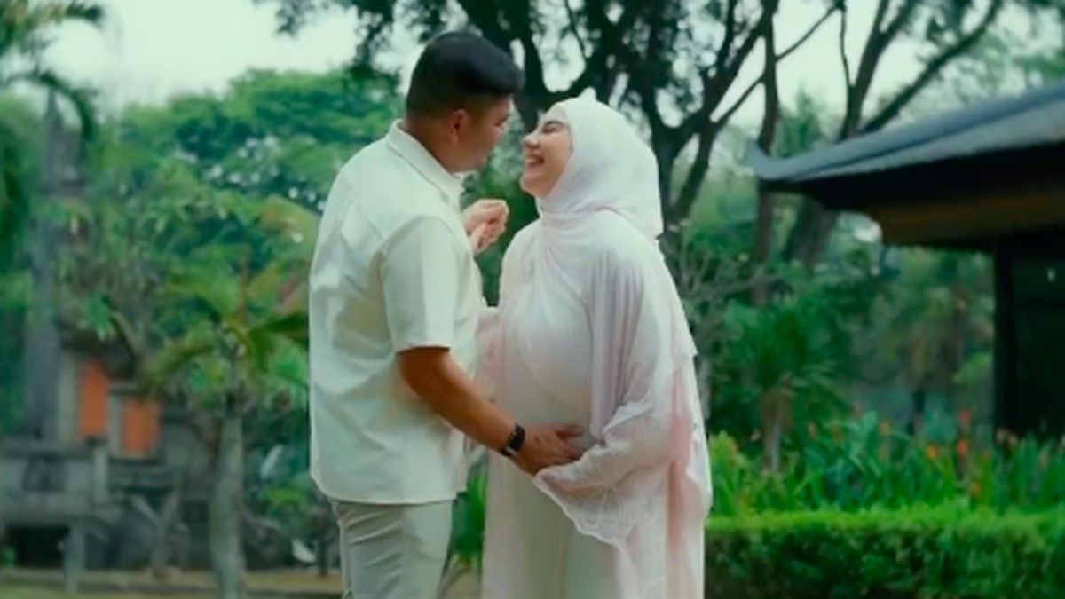 Irish Bella Bagikan Perjalanan Kehamilan Anak Ketiga di Trimester Pertama