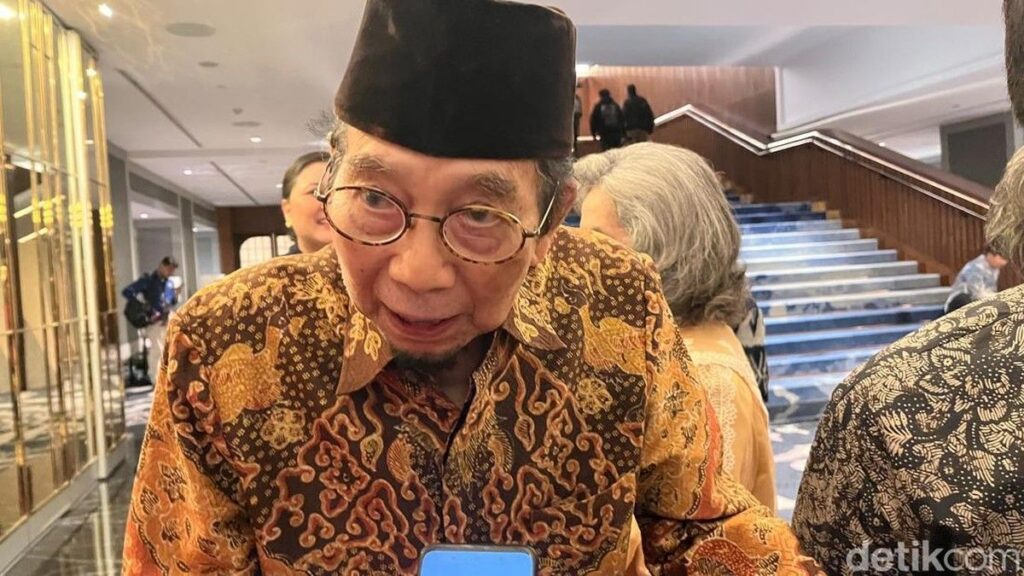Profesor Sri Edi Swasono Terima Penghargaan Anugerah Amerta Bakti 2026 di Jakarta