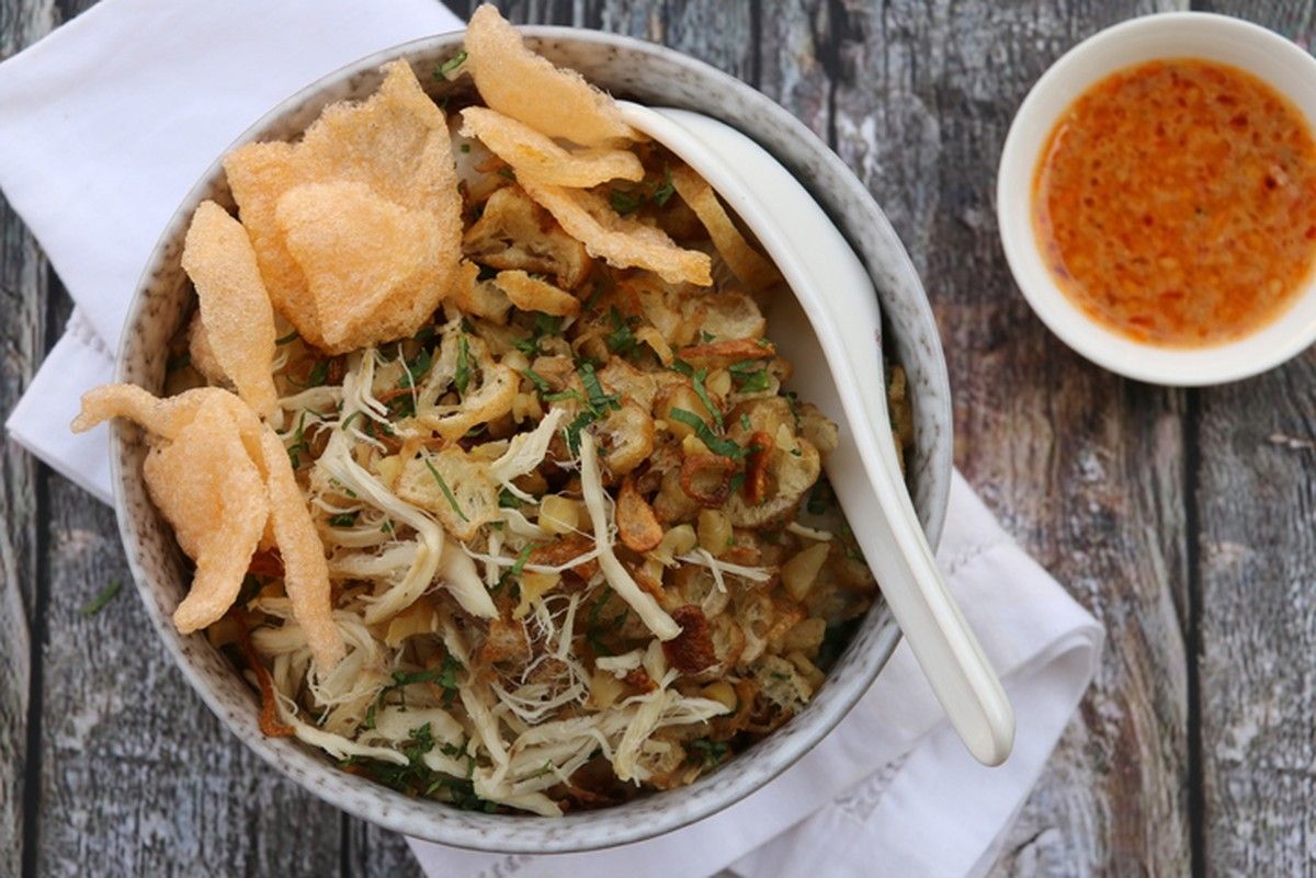 7 Rekomendasi Tempat Makan Bubur Ayam Enak di Bogor