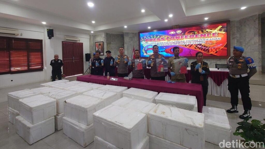 Polres Cilegon Gagalkan Penyelundupan Benih Lobster Rp 33,3 Miliar