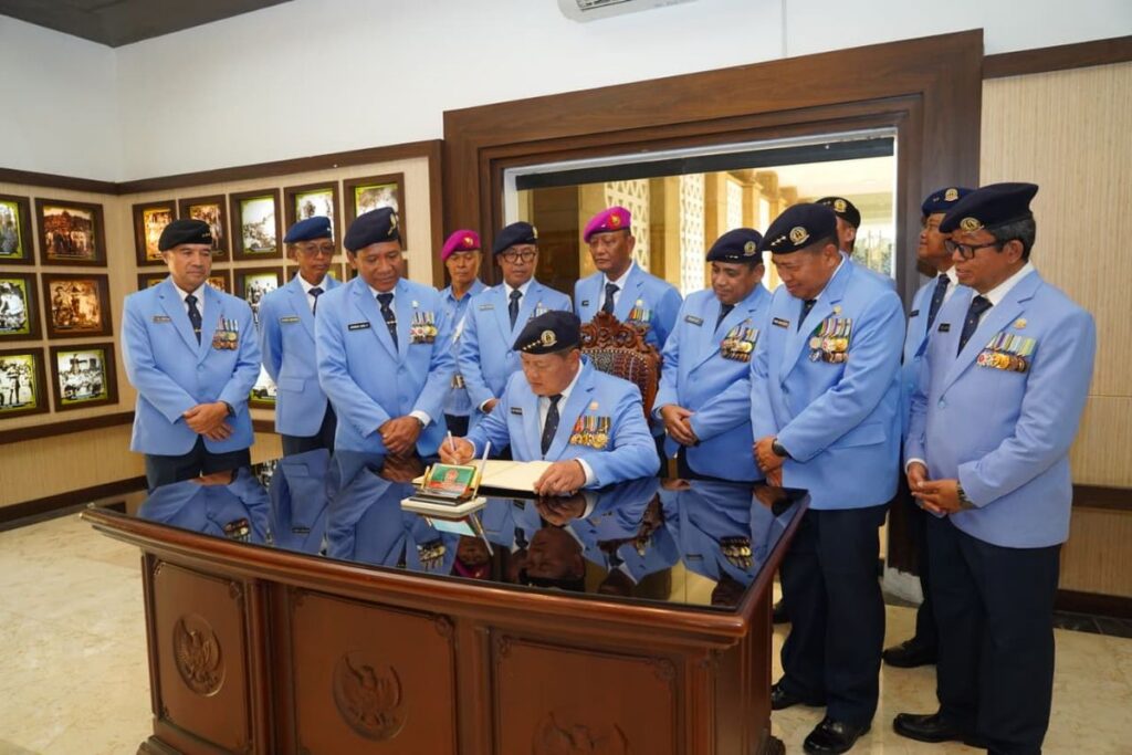 PPAL Gelar Ziarah Nasional Peringati HUT Ke 40 di TMPNU Kalibata