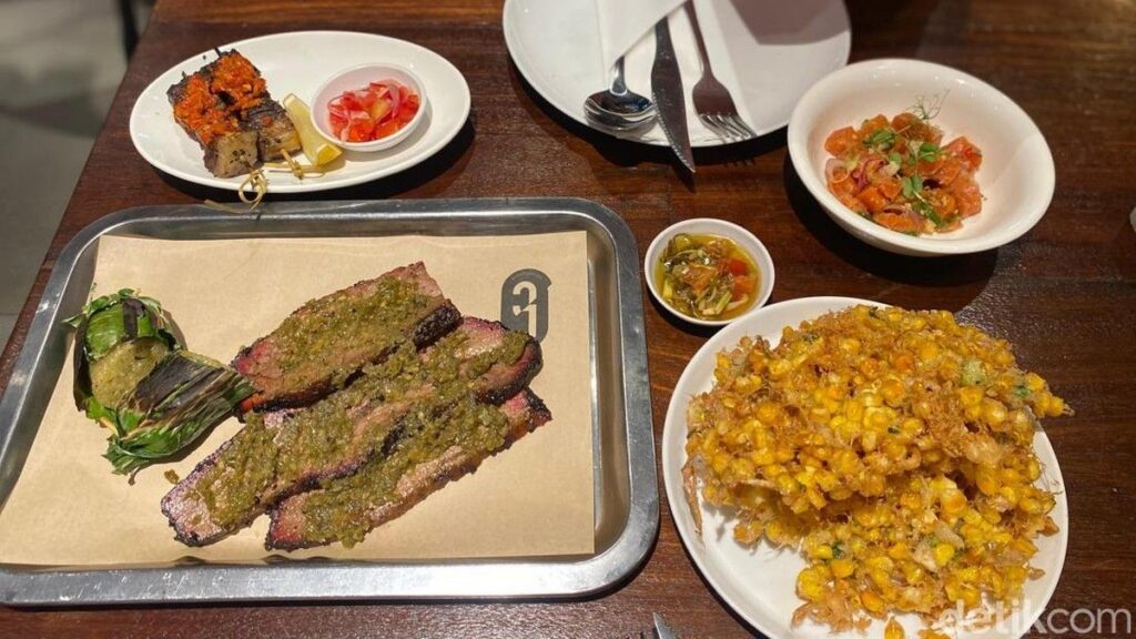 LC Smokehouse Dan Mata Karanjang Gelar Kolaborasi Kuliner Di Jakarta