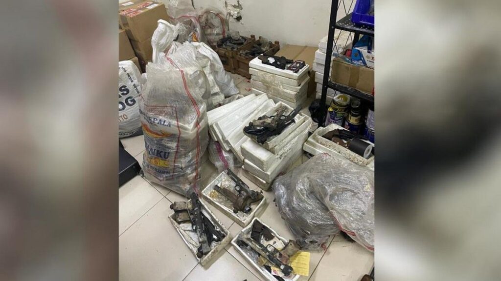 Sengketa Yayasan Mewarnai Temuan Ratusan Senjata Sekolah Jaksel