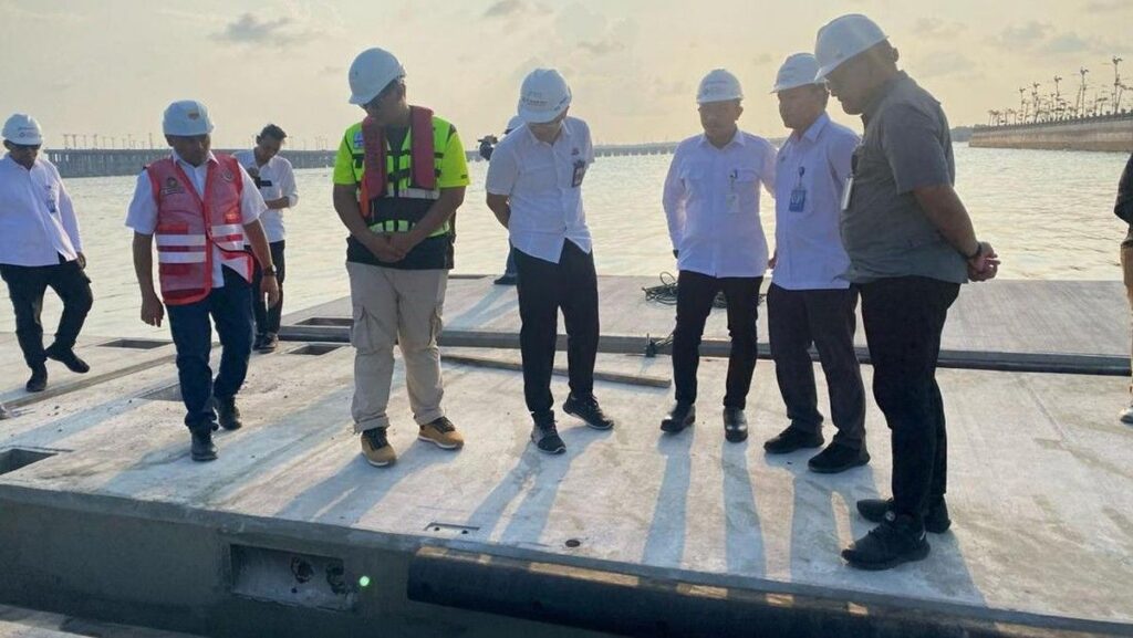 Pemerintah Provinsi Bali Mengkaji Pengoperasian Kereta ART dan Water Taxi