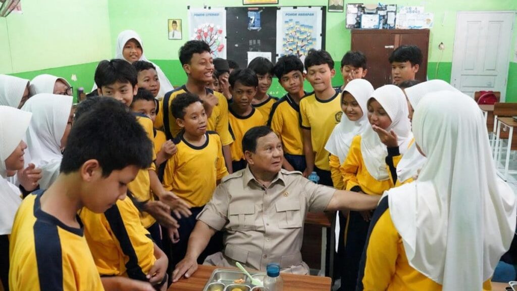 Pemerintah Selidiki Makalah MBG yang Cantumkan Nama Prabowo sebagai Penulis