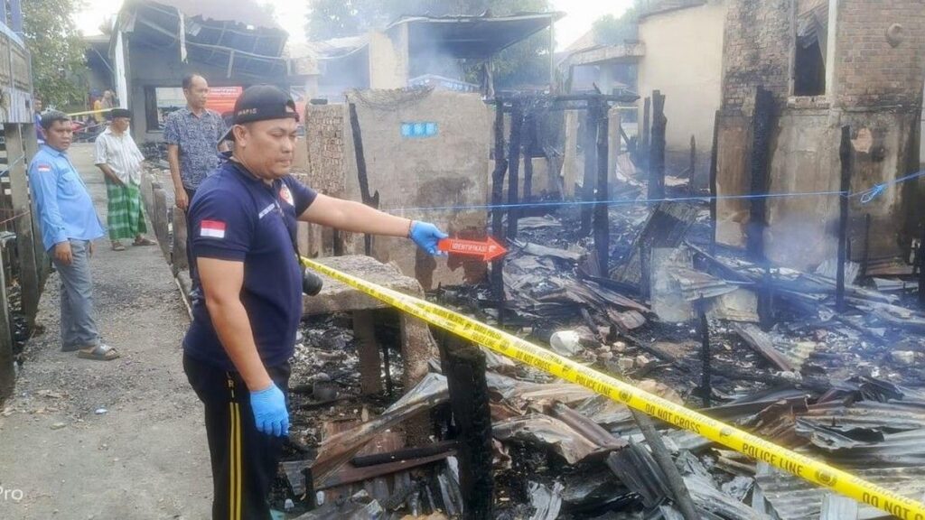 Pria di Ogan Ilir Bakar Rumah Hingga Hanguskan Enam Bangunan Warga