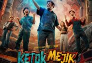 Massa Gelar Aksi Demo Kawal Sidang Praperadilan Febrie Adriansyah