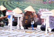 Wu Lei Lacak Suporter Cilik Korban Intimidasi Fans Rival
